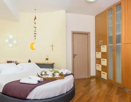 Mariposa Villa *